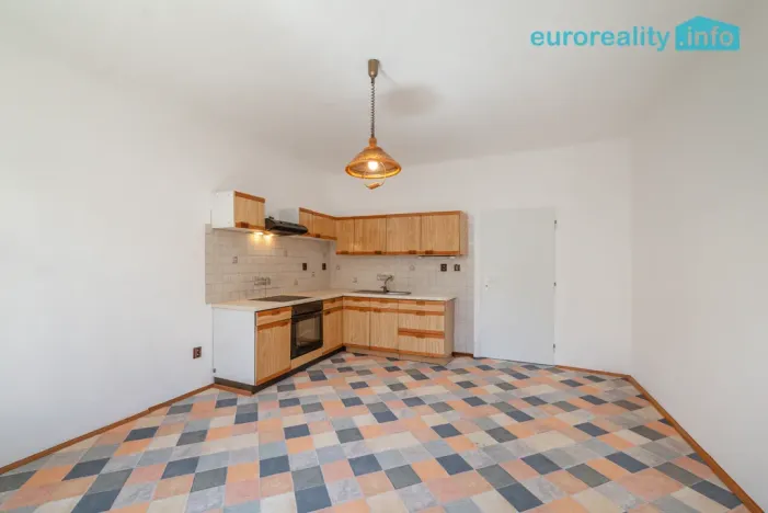 Prodej bytu 2+kk, Cheb, Vančurova, 48 m2