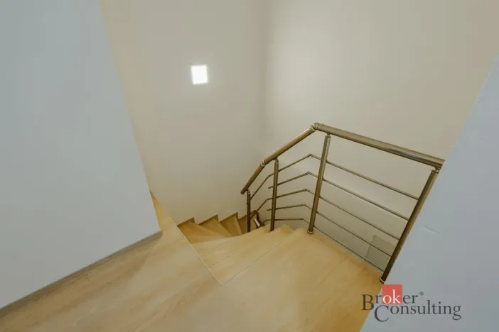 Pronájem bytu 3+1, Jihlava, Věžní, 101 m2