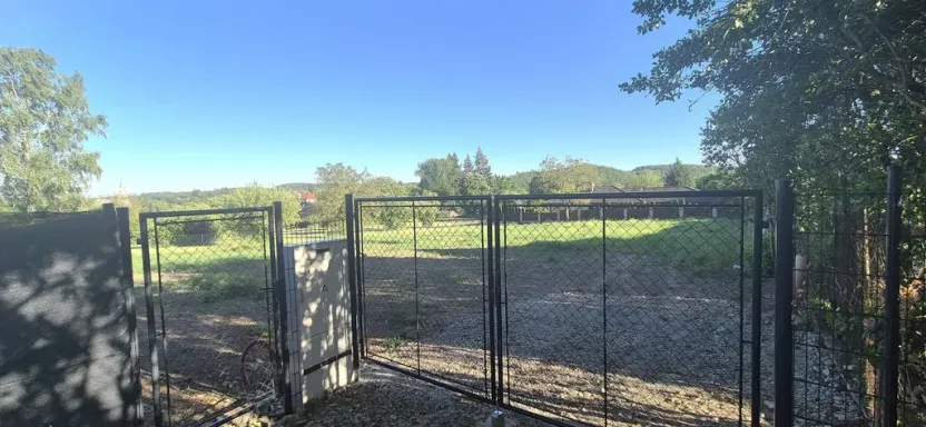 Prodej pozemku pro bydlení, Mníšek pod Brdy, Na Oboře, 1923 m2