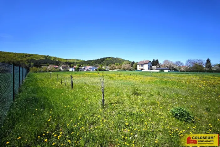 Prodej zahrady, Česká, 658 m2