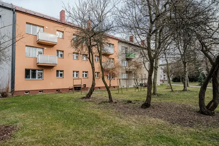 Pronájem bytu 3+kk, Ostrava, Šrobárova, 75 m2