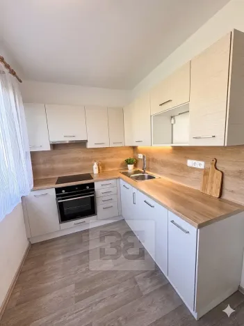 Pronájem bytu 3+1, Strakonice, Luční, 84 m2