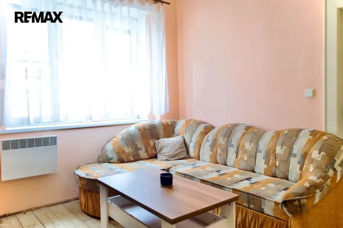 Pronájem bytu 1+1, Hradec Králové, Bidlova, 57 m2
