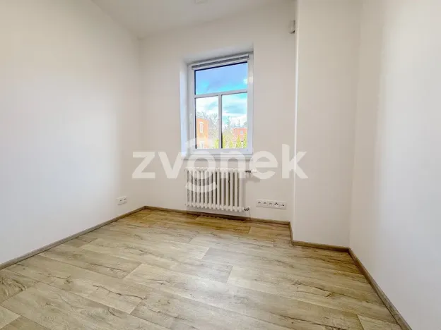 Pronájem bytu 3+kk, Zlín, Nad Ovčírnou III, 87 m2