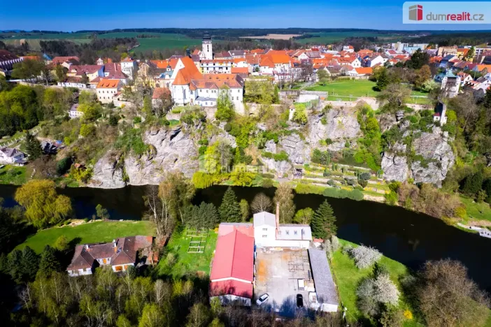 Prodej výrobních prostor, Bechyně, Zářečí, 3615 m2