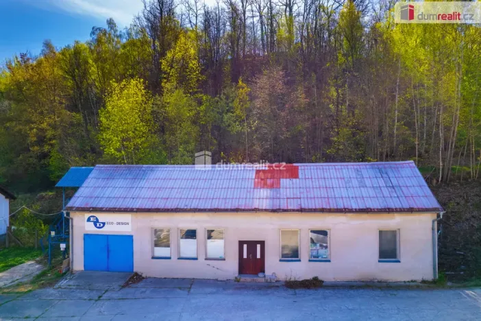Prodej výrobních prostor, Bechyně, Zářečí, 3615 m2