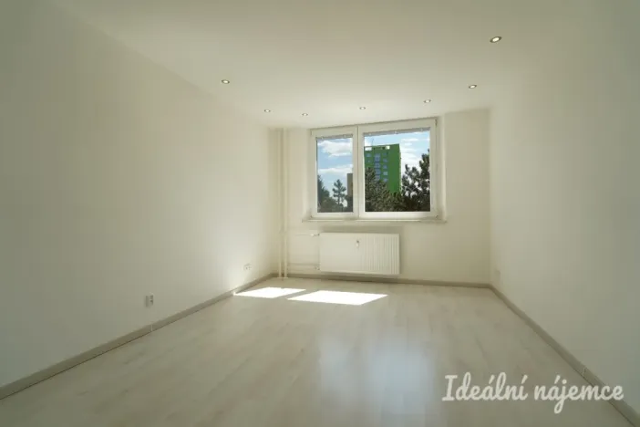 Pronájem bytu 1+1, Brno - Řečkovice, Žitná, 28 m2