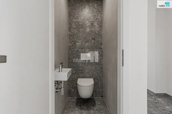 Pronájem atypického bytu, Praha - Strašnice, U krbu, 20 m2