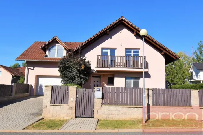 Pronájem rodinného domu, Průhonice, Pod Valem II., 200 m2