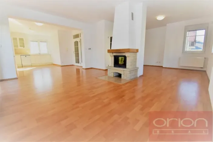 Pronájem rodinného domu, Průhonice, Pod Valem II., 200 m2