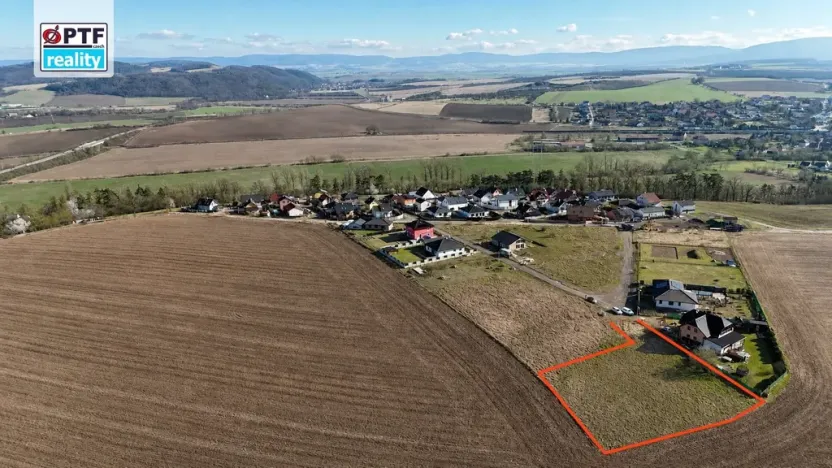 Prodej pozemku pro bydlení, Bavoryně - U Vodojemu, 1880 m2