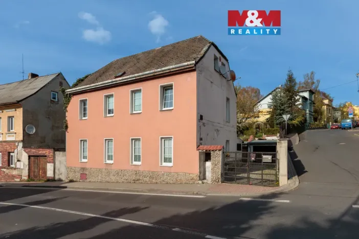 Prodej činžovního domu, Karlovy Vary - Doubí, Studentská, 260 m2