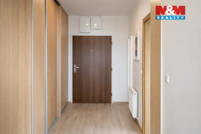 Pronájem bytu 1+kk, Praha, Záveská, 32 m2