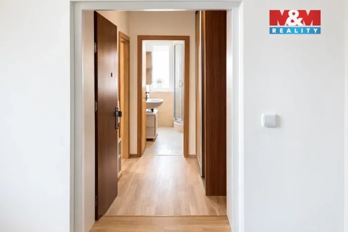 Pronájem bytu 1+kk, Praha, Záveská, 32 m2