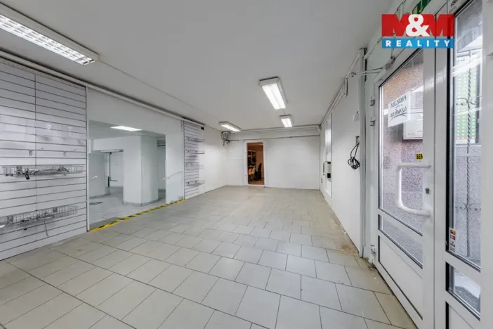 Prodej obchodního prostoru, Karlovy Vary - Drahovice, Vítězná, 147 m2