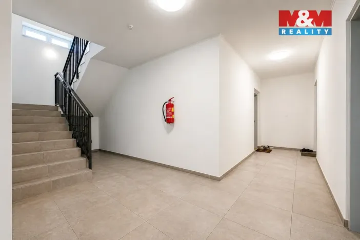 Prodej bytu 2+kk, Hrušovany nad Jevišovkou, Zahradní, 44 m2