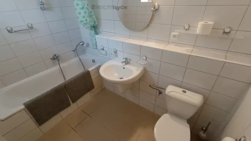 Prodej bytu 1+kk, Lipno nad Vltavou - Slupečná, 38 m2