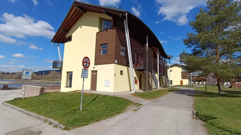 Prodej bytu 1+kk, Lipno nad Vltavou - Slupečná, 38 m2