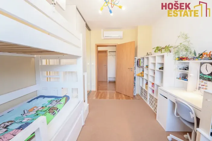 Prodej bytu 3+kk, Holubice, 79 m2