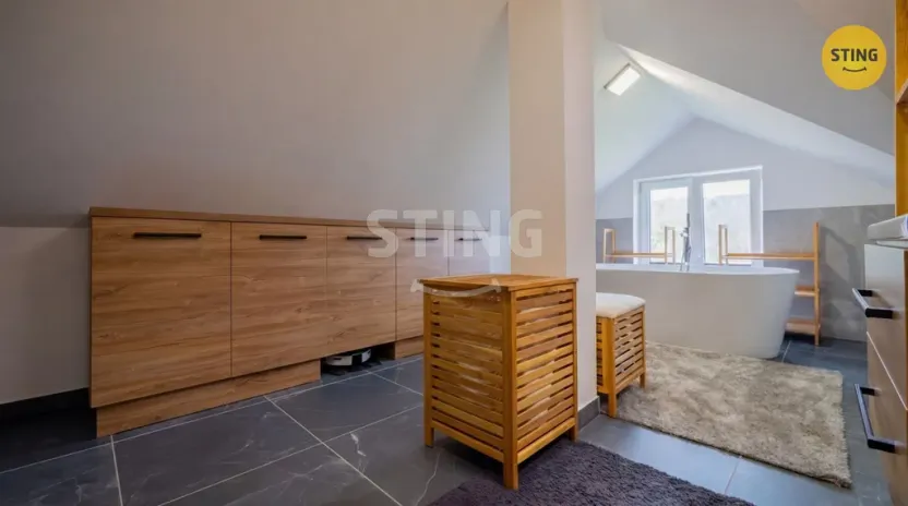 Prodej bytu 2+kk, Bravantice, 92 m2