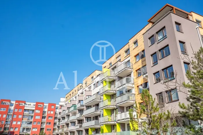 Prodej - jiné, Praha - Střížkov, Zakšínská, 13 m2