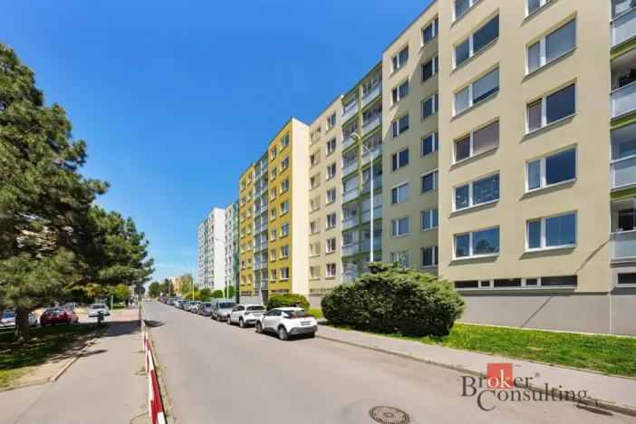 Prodej bytu 3+kk, Praha - Horní Počernice, Chodovická, 68 m2