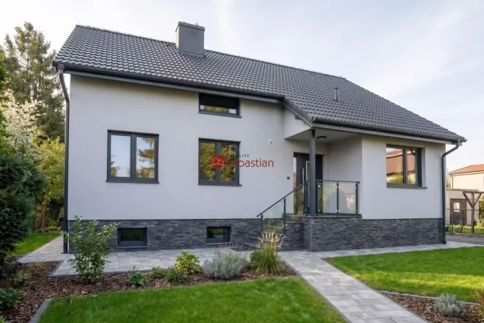 Prodej rodinného domu, Rožmitál pod Třemšínem, Zahradní, 300 m2