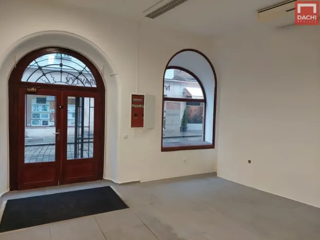 Pronájem obchodního prostoru, Olomouc, Ostružnická, 50 m2