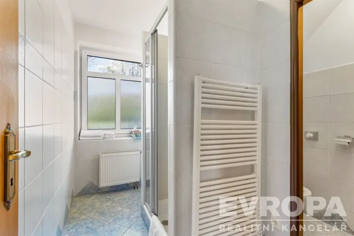 Pronájem komerční nemovitosti, Okrouhlička, 572 m2