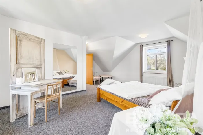 Pronájem komerční nemovitosti, Okrouhlička, 572 m2