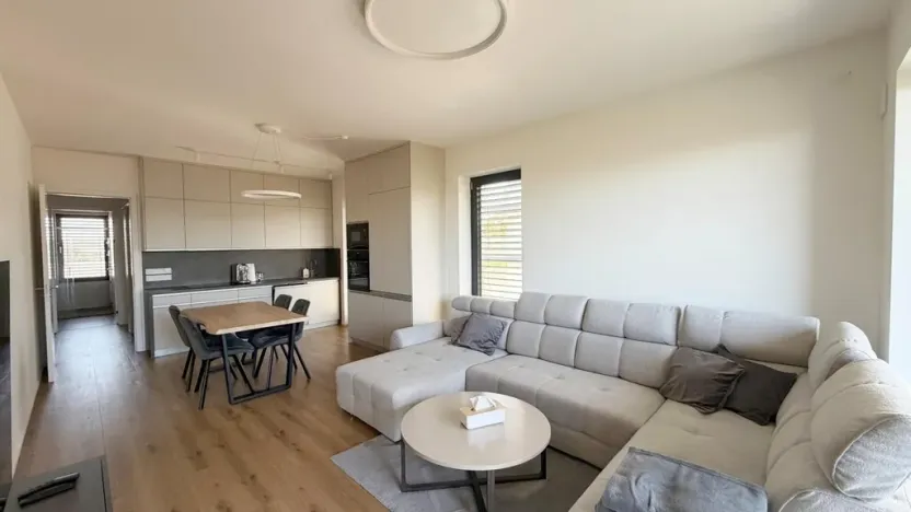 Pronájem bytu 3+kk, Praha - Hostivař, U hostivařského nádraží, 126 m2