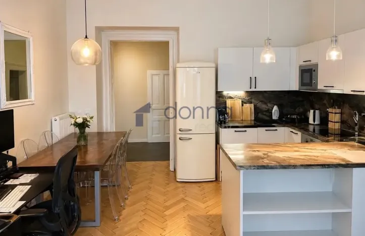 Pronájem bytu 2+kk, Praha, Přemyslovská, 63 m2