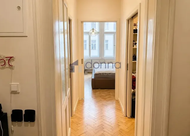 Pronájem bytu 2+kk, Praha, Přemyslovská, 63 m2