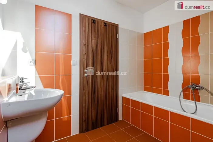Prodej rodinného domu, Pomezí nad Ohří, Tůně, 118 m2
