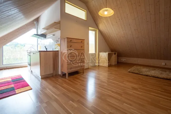 Pronájem bytu 1+kk, Libiš, Vojtěšská, 45 m2