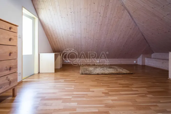 Pronájem bytu 1+kk, Libiš, Vojtěšská, 45 m2