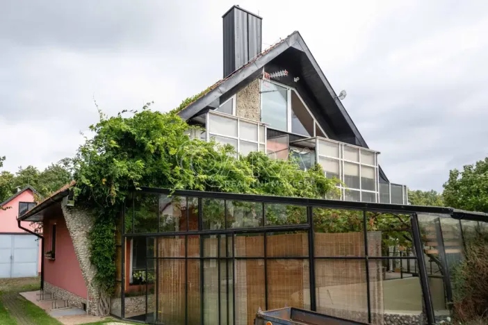 Pronájem bytu 1+kk, Libiš, Vojtěšská, 45 m2