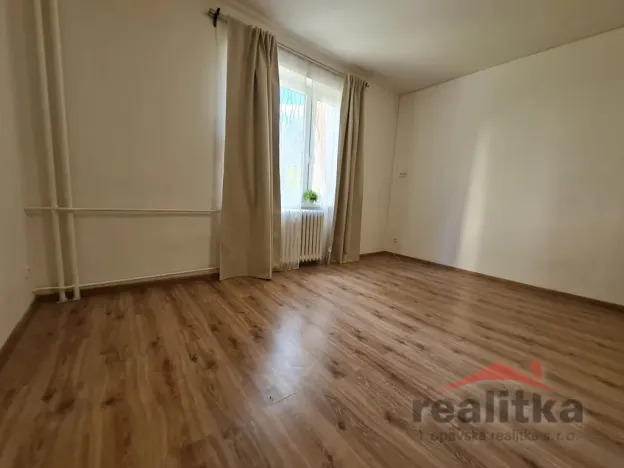 Pronájem bytu 1+kk, Opava - Předměstí, Slámova, 22 m2