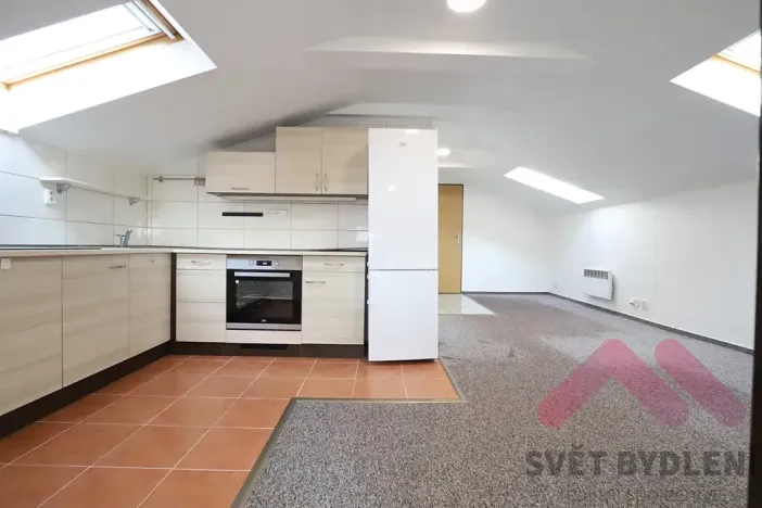 Pronájem bytu 2+kk, Praha - Slivenec, Pod rybníkem, 48 m2