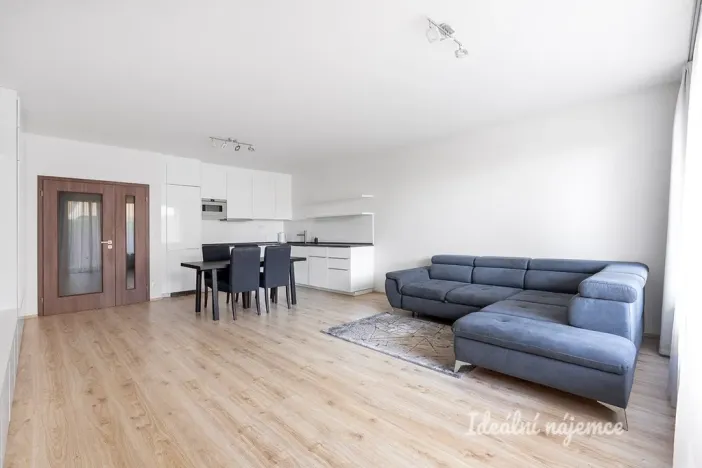 Pronájem bytu 2+kk, Praha - Modřany, K Vystrkovu, 71 m2