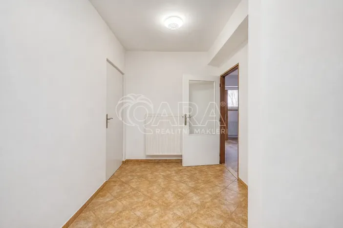Pronájem komerční nemovitosti, Hostomice, Tyršovo náměstí, 290 m2
