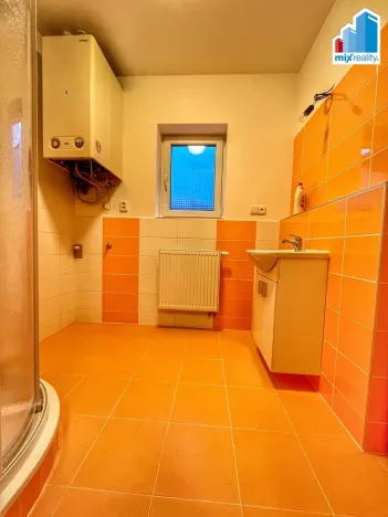 Pronájem bytu 1+1, Tlučná, Hlavní, 33 m2