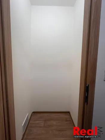 Pronájem bytu 1+kk, Brno - Komín, Součkova, 28 m2