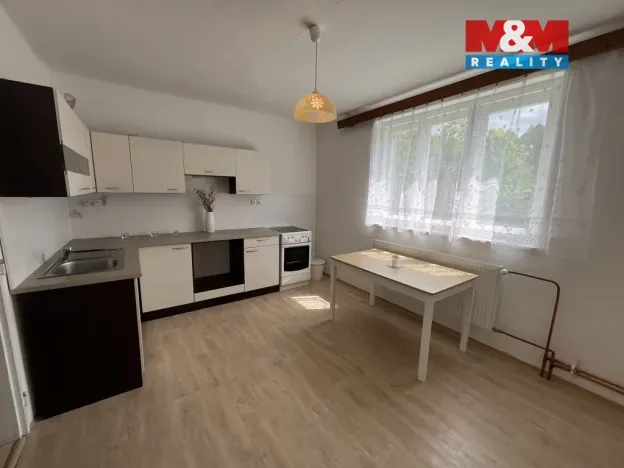 Pronájem rodinného domu, Návsí, 70 m2