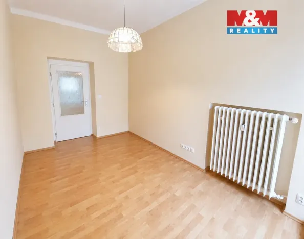 Pronájem bytu 4+kk, Praha, Biskupcova, 96 m2