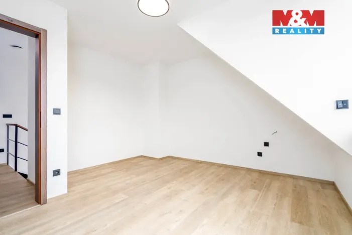 Prodej rodinného domu, Beroun, V Lukách, 150 m2