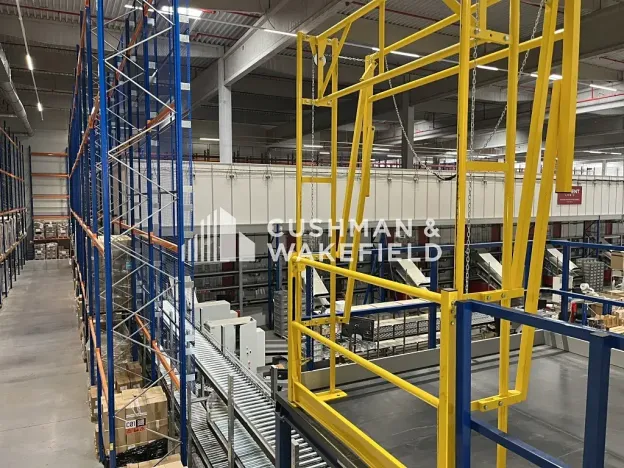 Prodej skladu, Nová Paka, 9000 m2
