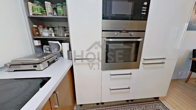 Pronájem bytu 4+kk, Praha - Vysočany, Jana Přibíka, 99 m2
