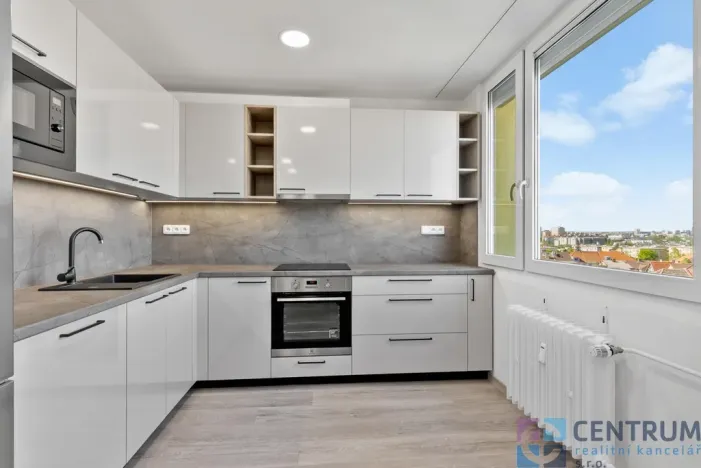 Pronájem bytu 3+1, Praha - Strašnice, Křenická, 68 m2