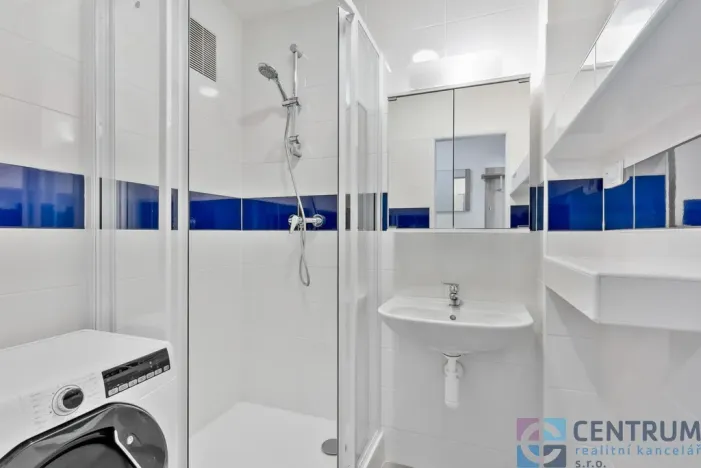 Pronájem bytu 3+1, Praha - Strašnice, Křenická, 68 m2
